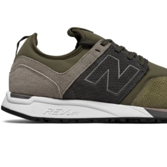 NWT New Balance 247 Luxe Sneaker M9D - Picture 3 of 8